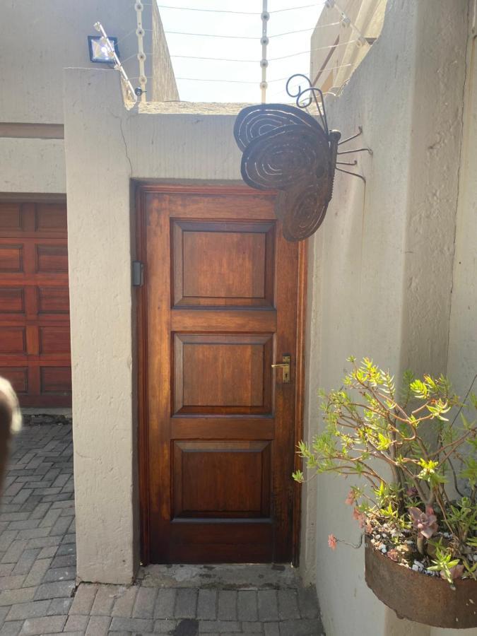 Favour Hotel Pretoria Exterior photo