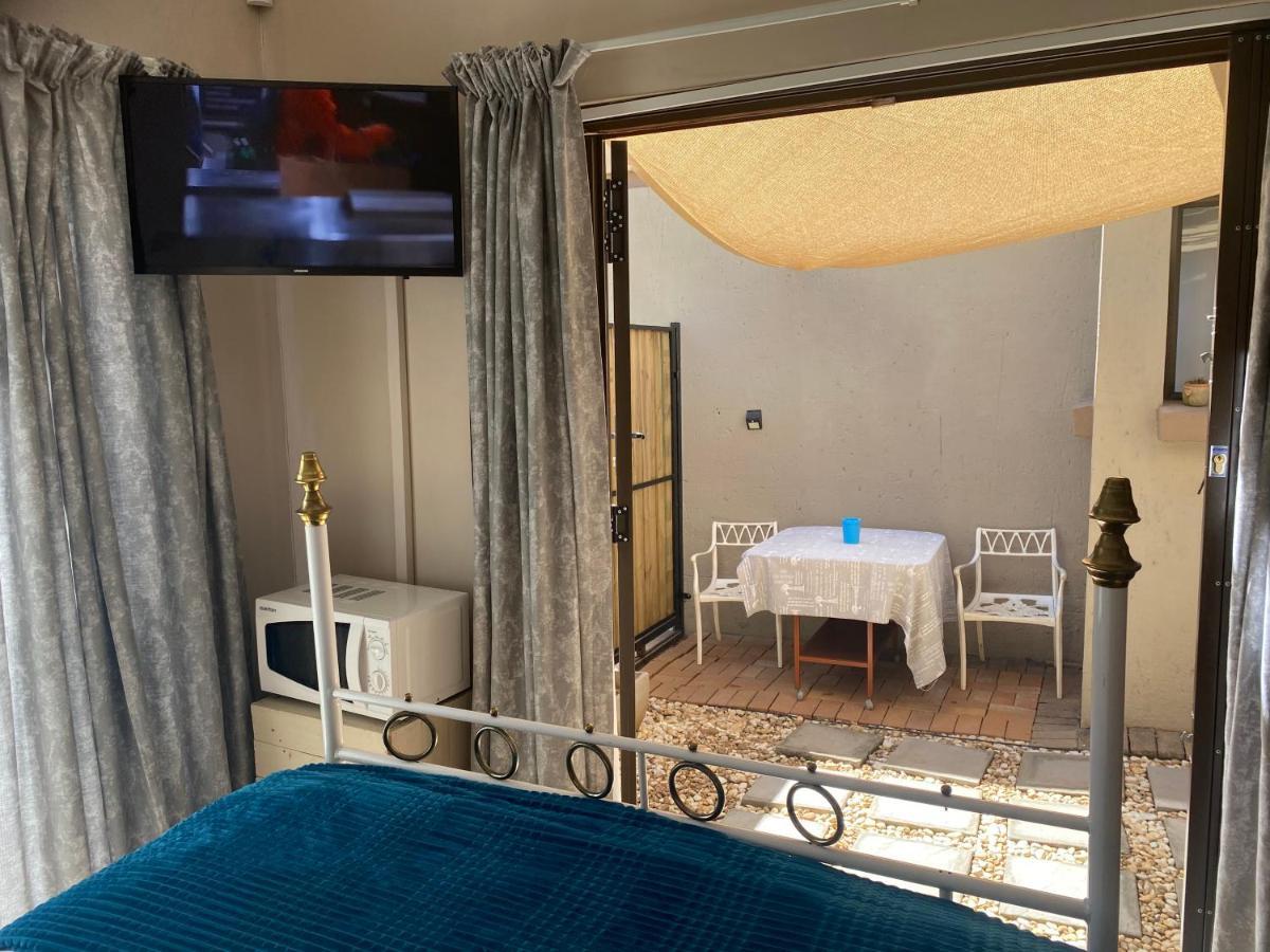 Favour Hotel Pretoria Exterior photo